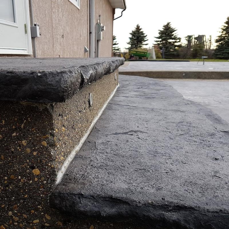 Exposed aggregate step