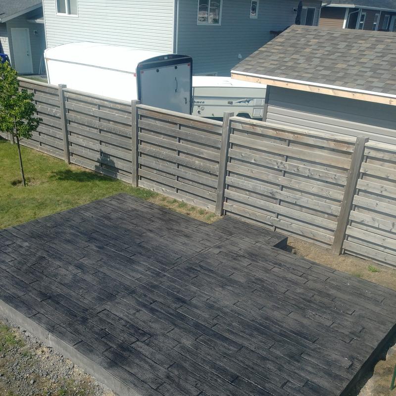 Stamped and coloured outdoor patio
