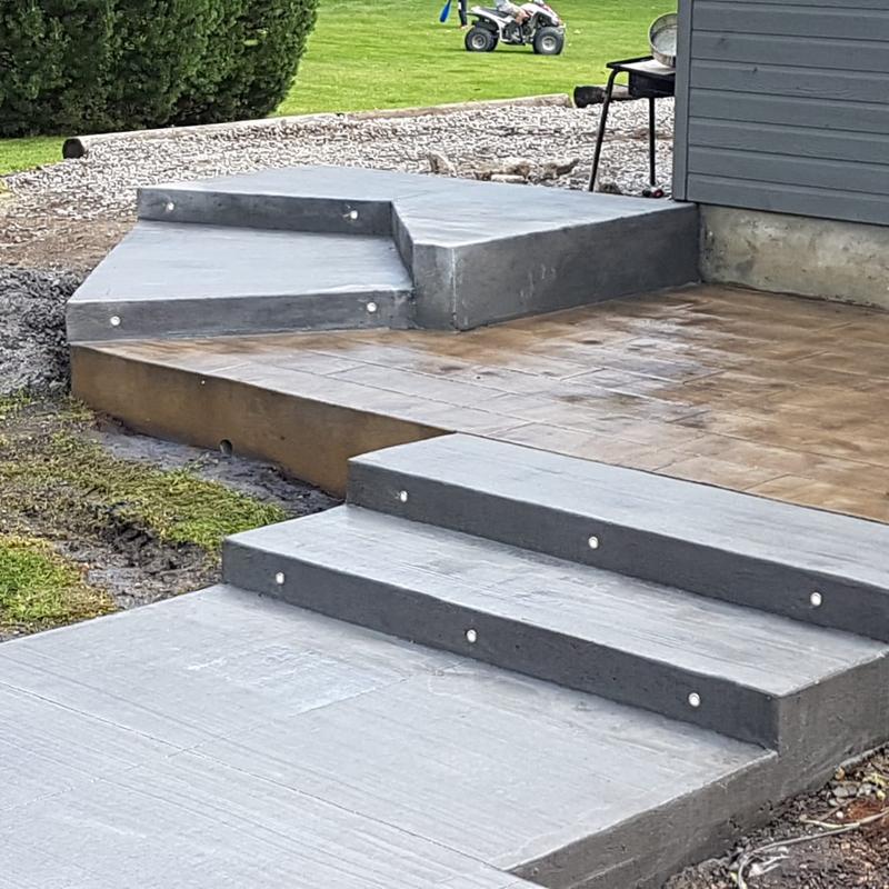 Stamped concrete steps and sidewalk