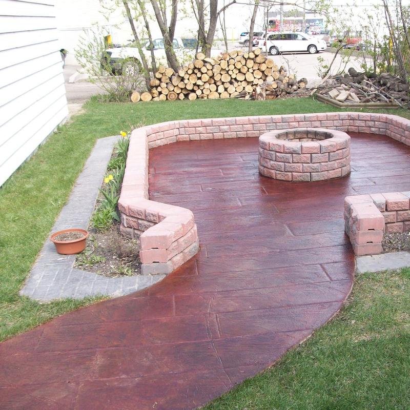 Wood plank stamped firepit
