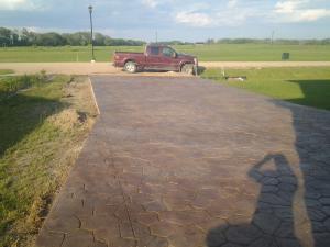 Flagstone stamped concrete driveway